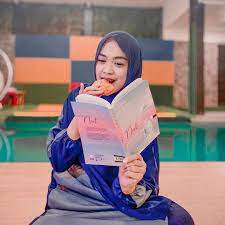 Ria ricis tak ada di pemakaman sang ayah, karena masih di luar kota. 170 Ide Riaricis Di 2021 Gambar Tim Casual Hijab Outfit Gambar