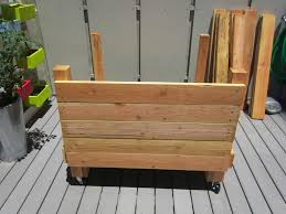 A raised garden bed provides drainage so your plants don't get their feet wet. Easy Raised Garden Bed On Casters For Patio Or Deck 11 Steps With Pictures Instructables