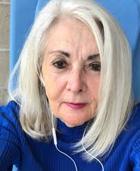 Happy Birthday greetings go out to Donna Cunningham Campbell today  🎂🥳🎈🎉🌹