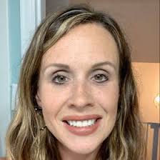 Lesley Carroll (lcarroll86)