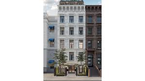 Gloria vanderbilt's upper east side apartment is as colorful as she is. This Upper East Side Vanderbilt Townhouse Is Listed For 50 Million Robb Report