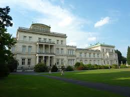 Die firma krupp prägt mehr als 200 jahre deutscher. Rund Um Essen Zeche Zollverein Villa Hugel Thyssen Krupp Quartier Querdeutschland