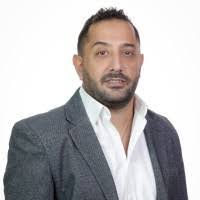 Tina Saleh's Instagram, Twitter & Facebook