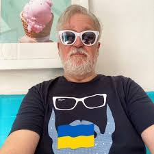 Joel Kanhai's Instagram, Twitter & Facebook