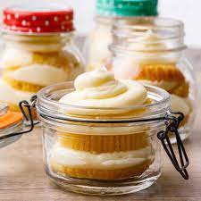Keto Vanilla Cupcakes In A Jar With Homemade Buttercream Keto Pots