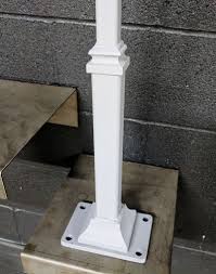 A handrail is a horizontal or sloping rail intended for grasping by the hand for guidance or support. Single Post Handrail For Stairs For 1 To 2 Steps Baseplate Post Ez Rails