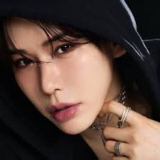 NewJeansメンバーが作詞に参加してる曲 Attention : Danielle HypeBoy : Hanni Ditto : Minji  OMG : Hanni Newjeans : Haerin Super Shy : Danielle Cool with you : Danielle  ASAP : Danielle How Sweet : Danielle