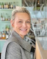 Featured Brand: Robyn Skincare — PoweredXBeautyBuddy