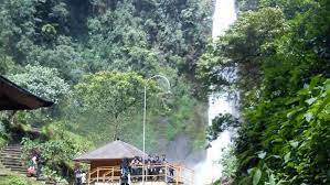 Demikian informasi tentang harga tiket masuk air terjun tumpak sewu lumajang yang dapat kita informasikan, semoga informasi ini dapat membantu. Pesona Harga Tiket Curug Cimahi Bandung 2021