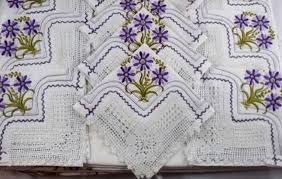 Tığ işi dantel yatak odası modeli anlatımlı video & crochet oda takımı salon takımı veya sehpa örtüsü olarak ta kullanılabilir. Mutfak Takimi El Isi Dantel 19 Parca