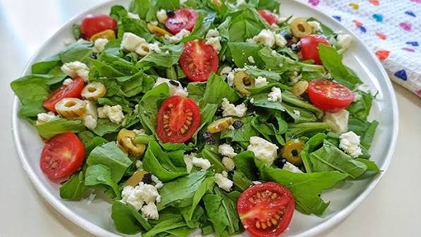Arugula and Cheese Salad