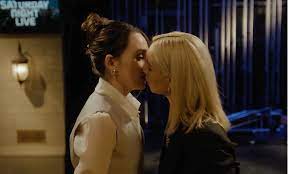 Lesbain kiss