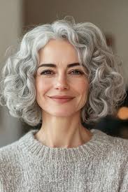 Кудрявые прически для коротких волос