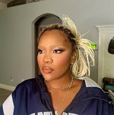 Natalie Espinal's Instagram, Twitter & Facebook