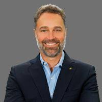 Tom Prentice's Instagram, Twitter & Facebook