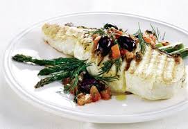Fletan Grille Salsa De Tomates Confites Et Asperges Coup De Pouce Recipes Food Savoury Food
