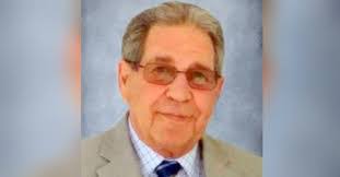 Robert Cassady's Instagram, Twitter & Facebook