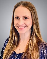 Andrea Molter's Instagram, Twitter & Facebook