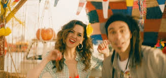 Η τελευταία ομάδα μπορεί να είναι μεταβλητού. Rena Morfh Biografia Stixoi Tragoydia Stixos