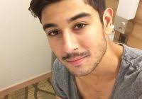 Discover harris baba net worth, biography, age, height, dating, wiki. Harris Baba Dan Isteri Nik Naziha Zawawi Encikshino Com