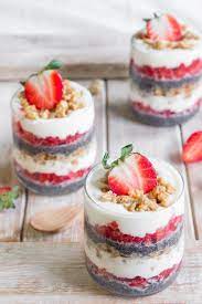 Spring Strawberry Layer Cake In A Glass Use Your Noodles Recipe Strawberry Layer Cakes Tea Party Food Yummy Food Dessert