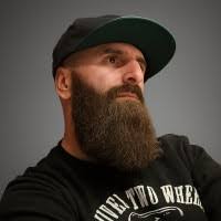 100+ profiluri „Mircea Dan”