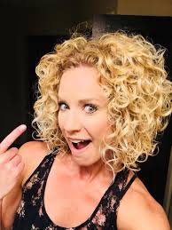 MONAT Healthy Hair Bar