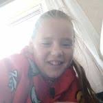 Melody Linder's Instagram, Twitter & Facebook