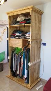 22 diy ideen wie man garderobe aus paletten selber bauen kann. 22 Diy Ideen Wie Man Garderobe Aus Paletten Selber Bauen Kann