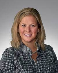 Lynette Weller's Instagram, Twitter & Facebook