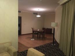 ▼ bitte hier die beschreibung aufklappen ▼ badezimmer kernsaniert, dabei die alten holzdielen erhalten und mit modernen vinylboden kombinieren. Cassells Al Barsha Hotel By Igh Reviews Photos Rates Ebookers Com