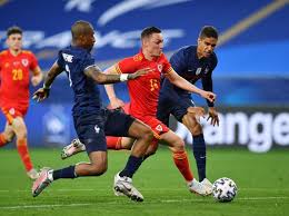 Griezmann selamatkan prancis dari hasil memalukan. Prancis Vs Wales Benzema Gagal Penalti Les Bleus Menang 3 0