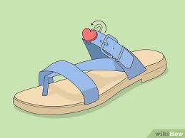 How To Put Jibbitz™ Charms On Crocs Shoes – Crocs™ Việt Nam