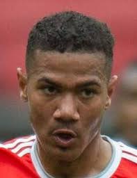 Esteemed as one of the archangels in judaism, eastern orthodoxy and roman catholicism, gabriel was also called the chief angel in islam. Ze Gabriel Spielerprofil 2021 Transfermarkt