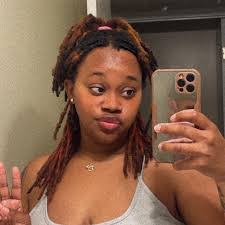 Jade Knowles's Instagram, Twitter & Facebook