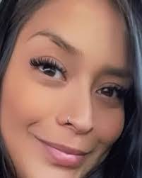 Tricia Hinds's Instagram, Twitter & Facebook