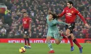 When he dyed his hair blonde, it was. Marouane Fellaini Pulls Matteo Guendouzi S Hair During Man Utd Vs Arsenal Shock Pics Football Sport Express Co Uk