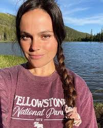 Erin Munoz's Instagram, Twitter & Facebook