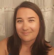 Kirsten Mohr's Instagram, Twitter & Facebook