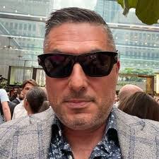 Ashley Cotter's Instagram, Twitter & Facebook