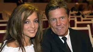 Verona pooth packt in ihrer autobiografie aus und gibt überraschende details zu ihrer ehe mit dieter bohlen preis. Dsds Rtl Chef Dieter Bohlen Beleidigt Ex Frau Verona Pooth Bose Im Tv Fanbase