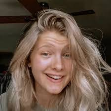 Abby Erickson's Instagram, Twitter & Facebook