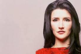 Isabel Henao, historia de seda