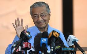 Yesterday, bernama quoted takiyuddin as stating that it is the constitutional responsibility of the government to continue advising the agong on matters pertaining to the emergency. Bernama Kerajaan Harap Dr Mahathir Fahami Penghakiman Takiyuddin