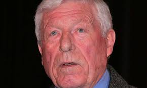 John Woodvine, Beloved British Stage Star and The Crown Actor, Dies at 96