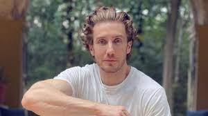 Eugenio siller de sus escenas en. Eugenio Siller Se Sincera Sobre Los Desnudos Que Protagonizo En Quien Mato A Sara Vidamoderna Com