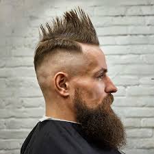 In 2020, the style is much sought after by both young and old men. Best Viking Hairstyles For Men In 2021