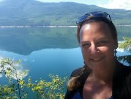 About Le Roi Daniels