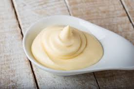 Preparez Cette Bonne Petite Mayonnaise A L Erable Pour Servir Avec Vos Frites Ou Meme Dans Une Salade C Est Tres Simple Maple Recipes Mayonnaise Gravy Recipes