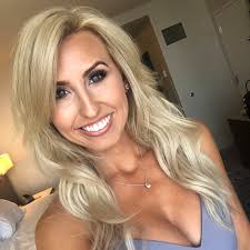 Had a fun day filming with my dad and telling all kinds of stories. I'm  excited for what's to come! Stay tuned.🎙️ John Force Racing